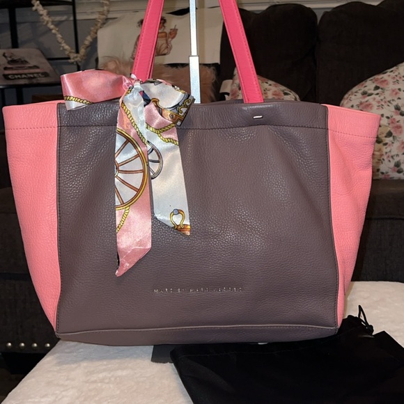 Marc By Marc Jacobs Colorblock Brown Pink/Coral Leather Double Handle Tote Bag🤎🩷 - Picture 1 of 17